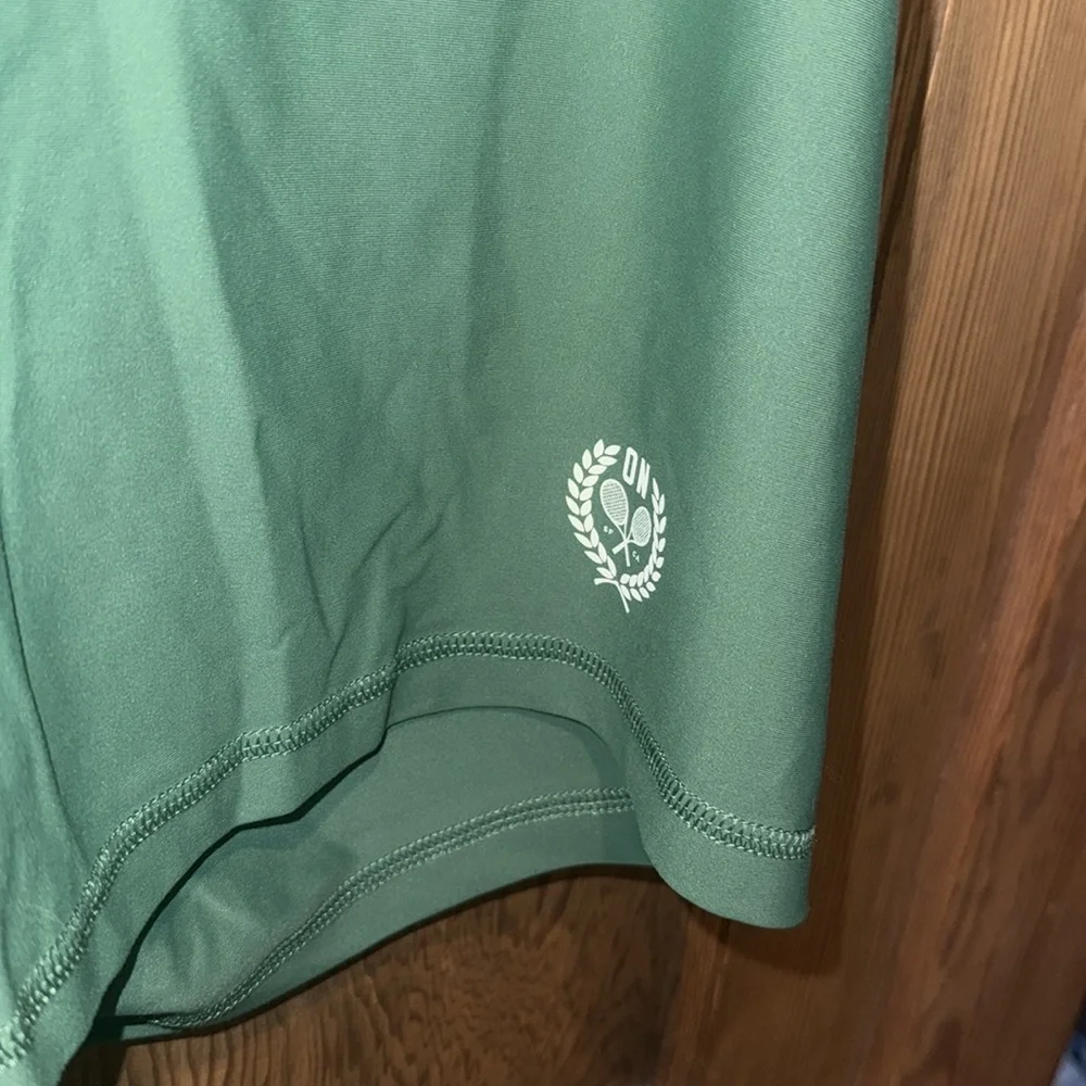 Old navy green sporty powersoft bike shorts